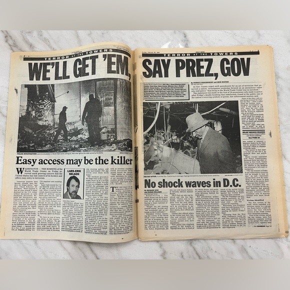 3 original newspapers from the first World Trade Center bombing in March 1993 - Picture 6 of 7